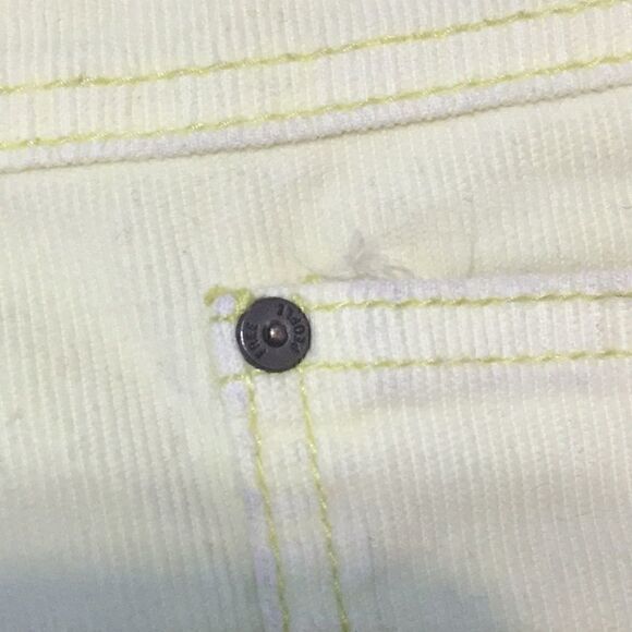 FREE PEOPLE corduroy cut off short shorts size 24 EUC - Picture 4 of 6